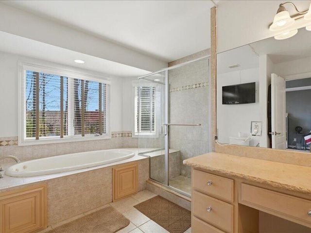 52018 Loon Court, Shelby Twp, MI 48315