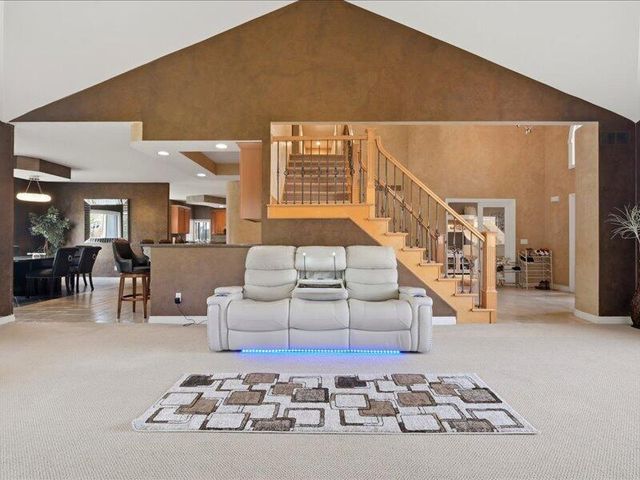 52018 Loon Court, Shelby Twp, MI 48315