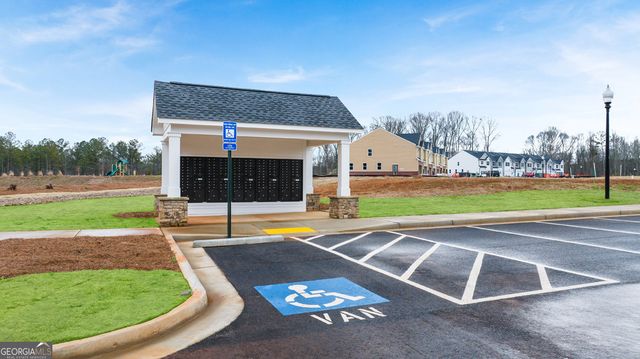 221 Sound Circle, Stockbridge, GA 30281