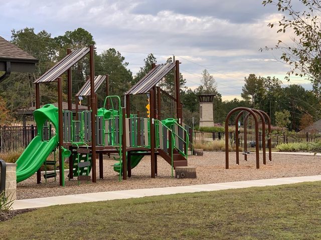 14048 Lamprey Drive, Conroe, TX 77384