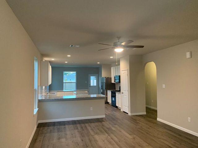 14048 Lamprey Drive, Conroe, TX 77384