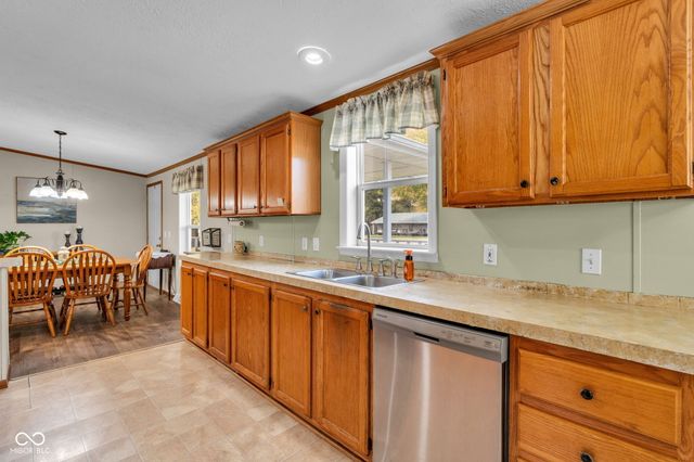 4391 W State Road 340, Brazil, IN 47834