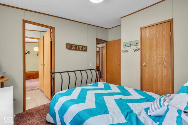 4391 W State Road 340, Brazil, IN 47834