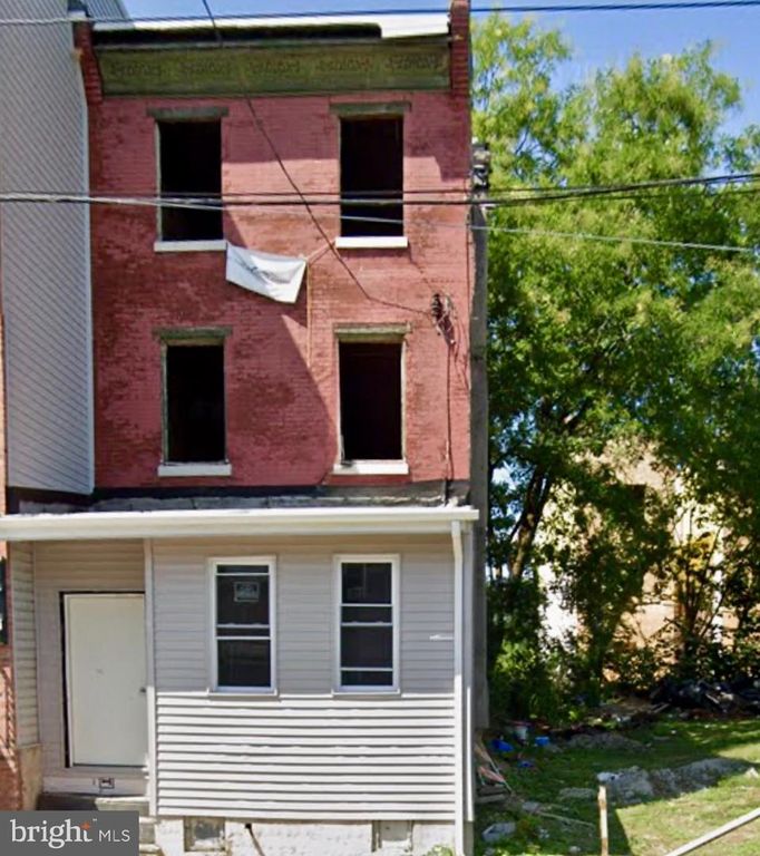 710 N 42ND ST, Philadelphia, PA 19104
