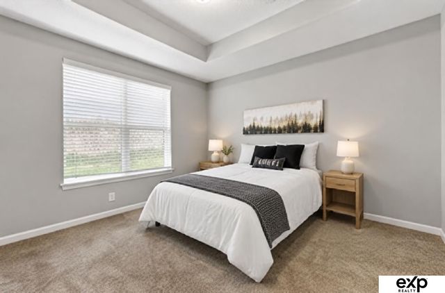 11455 Glenn Street, Papillion, NE 68046