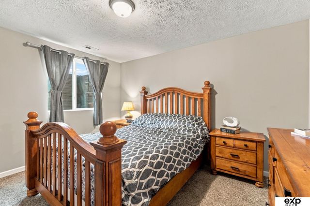 11455 Glenn Street, Papillion, NE 68046