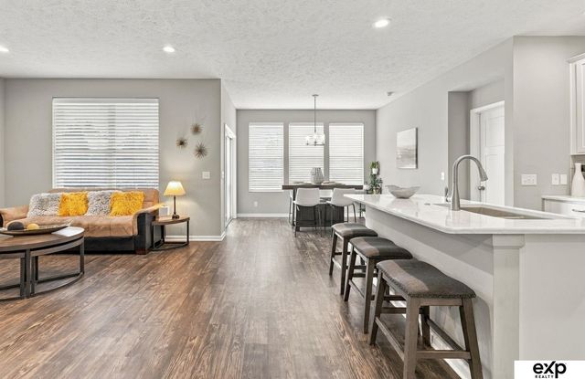 11455 Glenn Street, Papillion, NE 68046