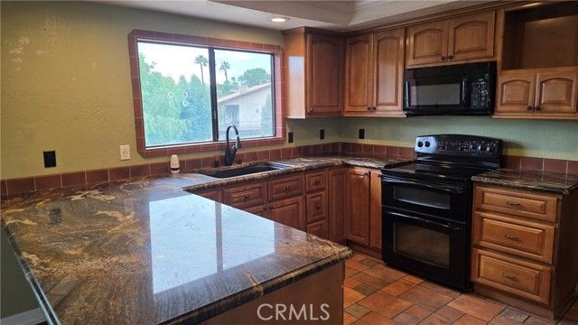 22551 Canyon Lake S, Canyon Lake, CA 92587