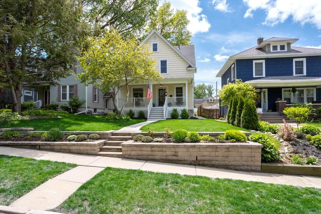 2321 Fulton Avenue, Davenport, IA 52803