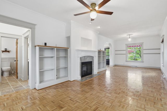 2321 Fulton Avenue, Davenport, IA 52803