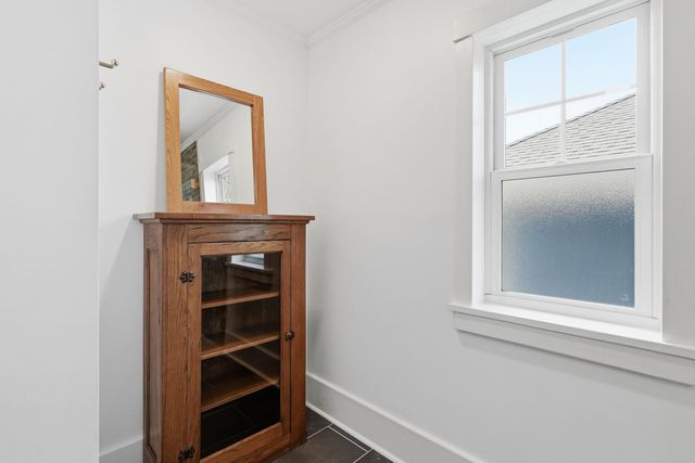 2321 Fulton Avenue, Davenport, IA 52803