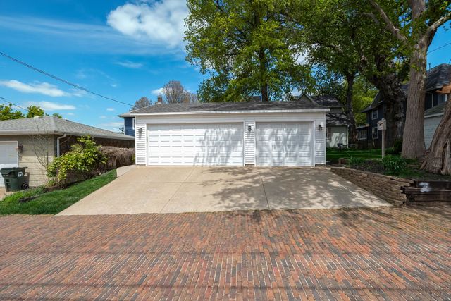 2321 Fulton Avenue, Davenport, IA 52803