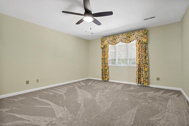 4556 Shattalon Drive, Winston-salem, NC 27106