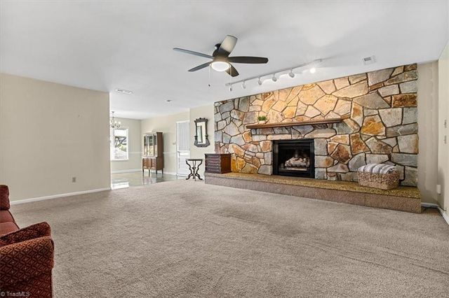 4556 Shattalon Drive, Winston-salem, NC 27106
