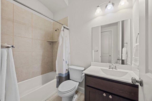 20312 Martin LN, Pflugerville, TX 78660