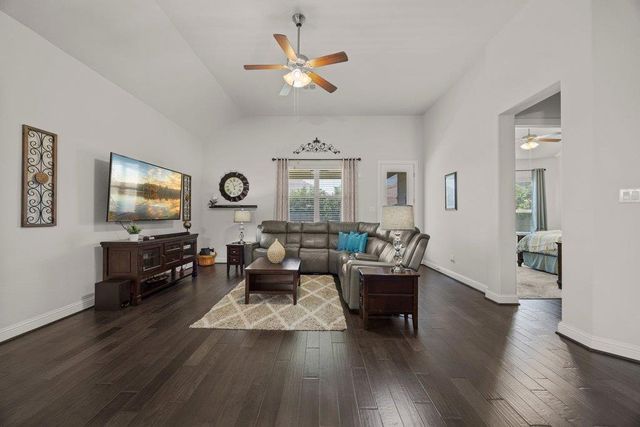 20312 Martin LN, Pflugerville, TX 78660