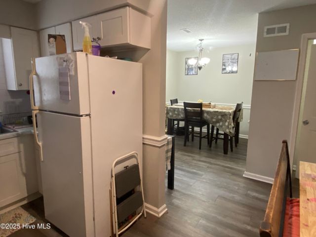 13 Scott Street, Greenville, NC 27858