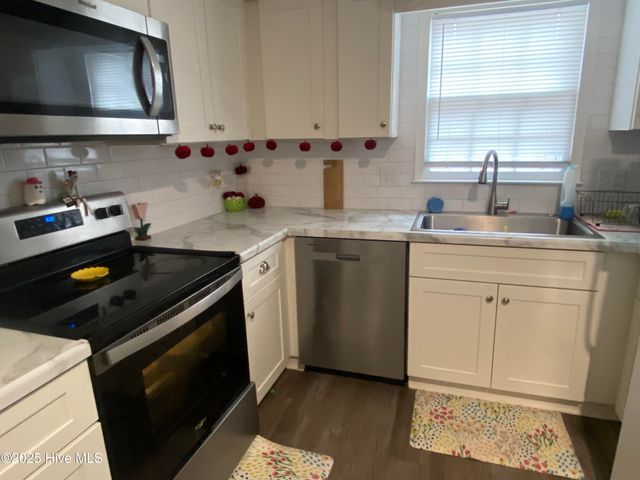 13 Scott Street, Greenville, NC 27858