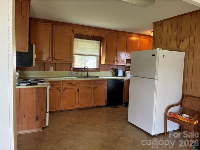 6102 Len Drive, Shelby, NC 28152