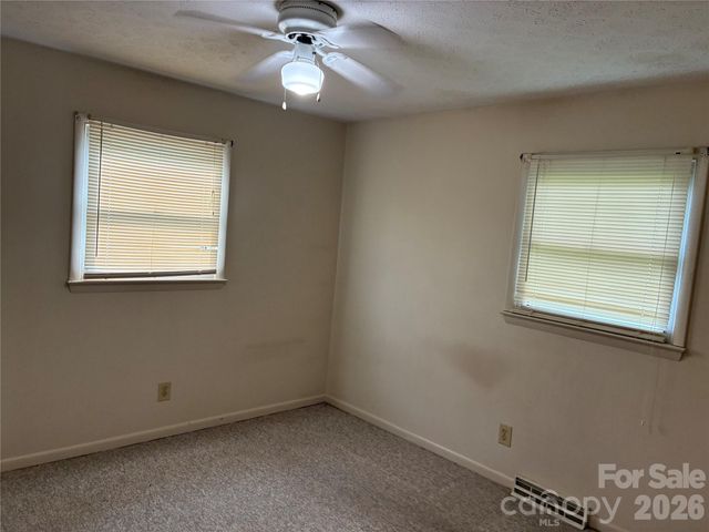 6102 Len Drive, Shelby, NC 28152