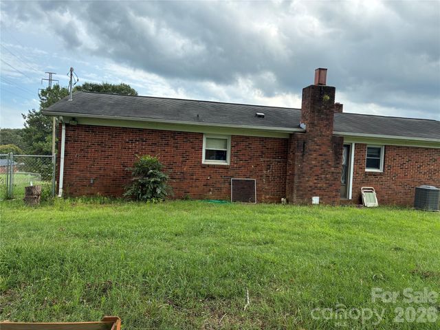 6102 Len Drive, Shelby, NC 28152