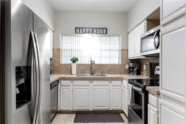 9801 Royal Lane 312, Dallas, TX 75231
