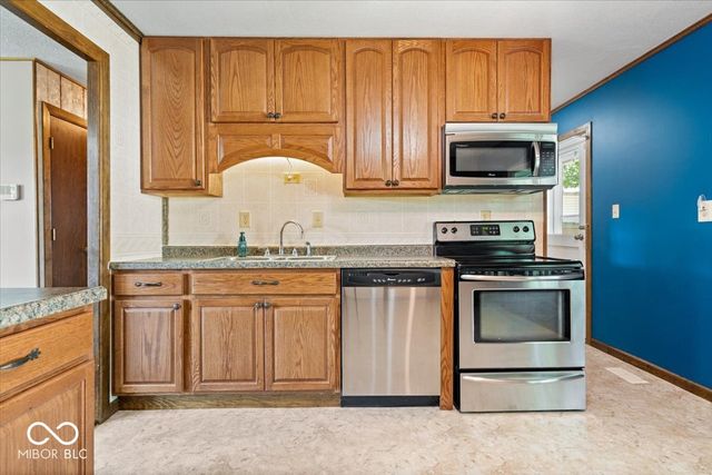 1100 Delwood Drive, Mooresville, IN 46158