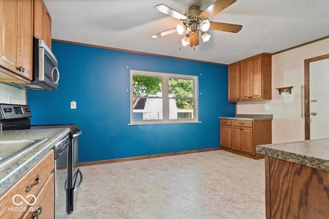 1100 Delwood Drive, Mooresville, IN 46158