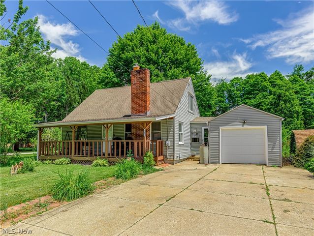 1435 Slagle Drive, Springfield, OH 44312