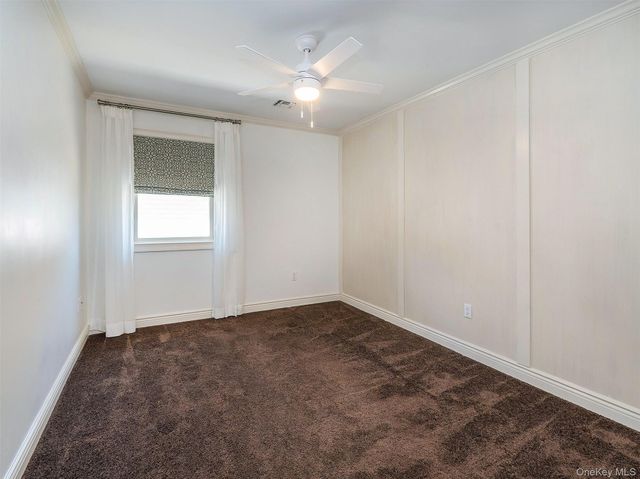21 Marwood Road N, Port Washington, NY 11050