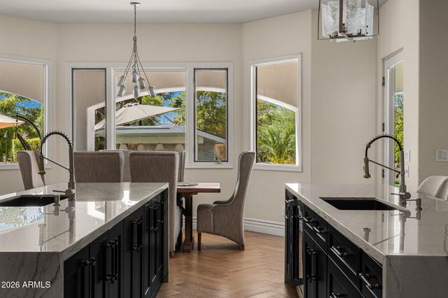 7475 E JACKRABBIT Road, Scottsdale, AZ 85250