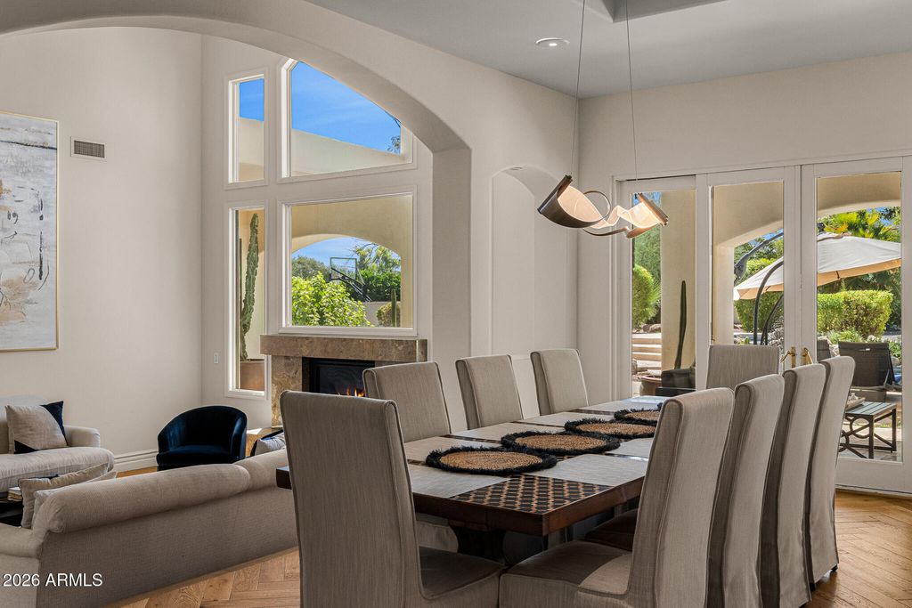 7475 E JACKRABBIT Road, Scottsdale, AZ 85250 — photo 4