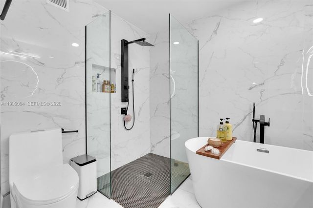 738 NE 90th St 207, Miami, FL 33138