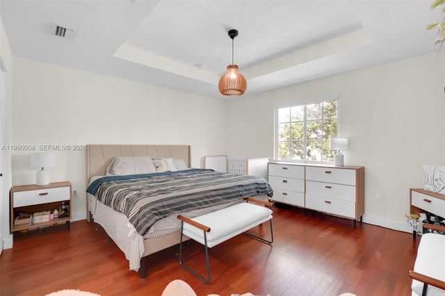 738 NE 90th St 207, Miami, FL 33138