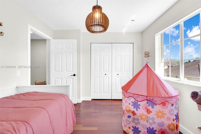 738 NE 90th St 207, Miami, FL 33138