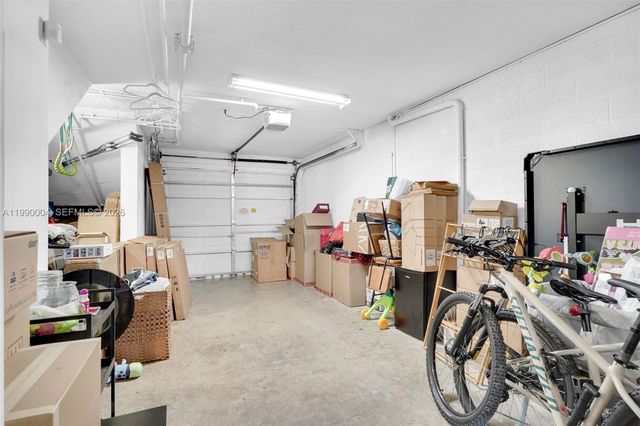 738 NE 90th St 207, Miami, FL 33138