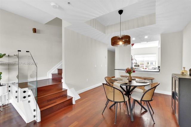 738 NE 90th St 207, Miami, FL 33138