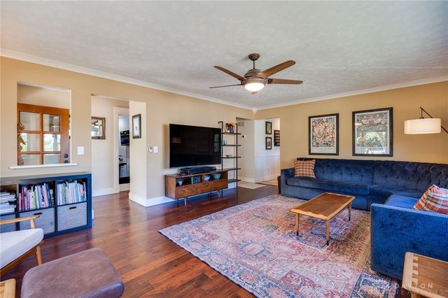 5611 Seybold Road, Brookville, OH 45309