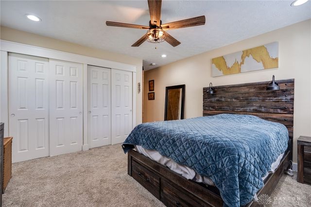 5611 Seybold Road, Brookville, OH 45309