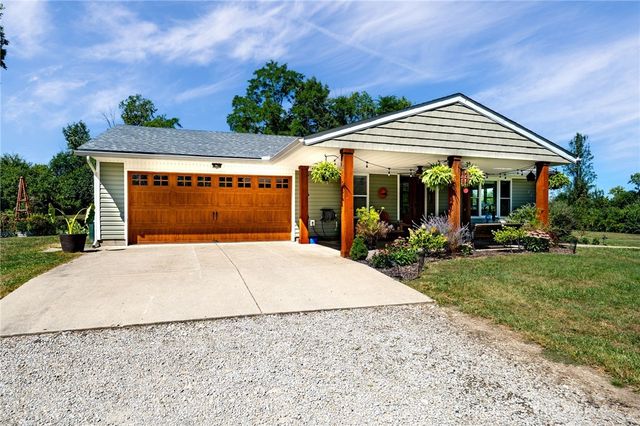 5611 Seybold Road, Brookville, OH 45309