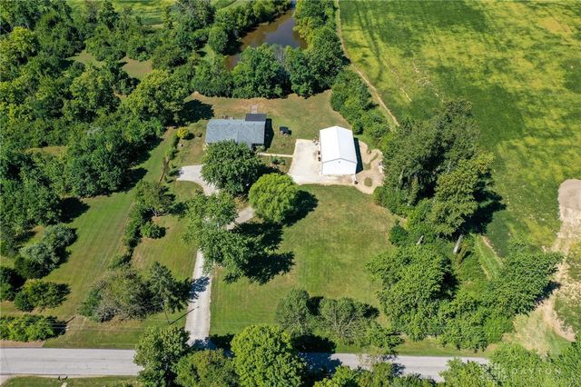 5611 Seybold Road, Brookville, OH 45309