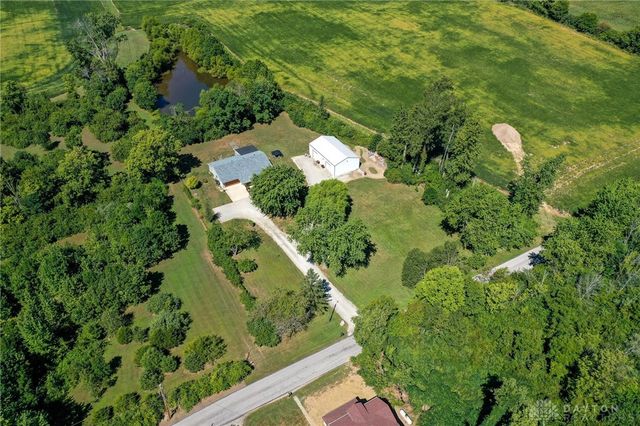 5611 Seybold Road, Brookville, OH 45309