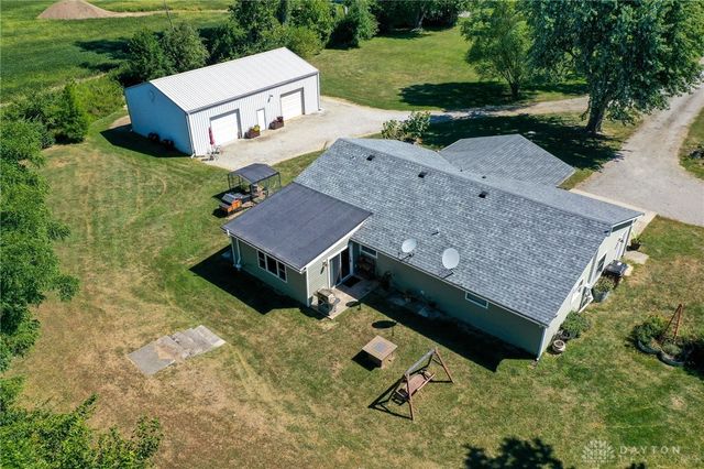 5611 Seybold Road, Brookville, OH 45309