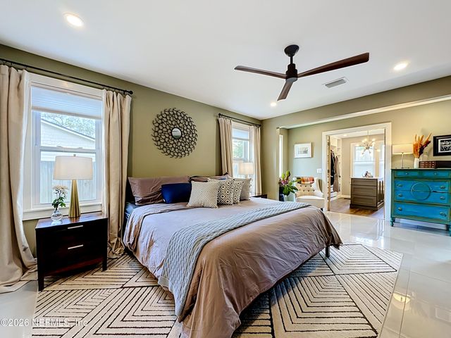 2025 DERRINGER Road, Jacksonville, FL 32225