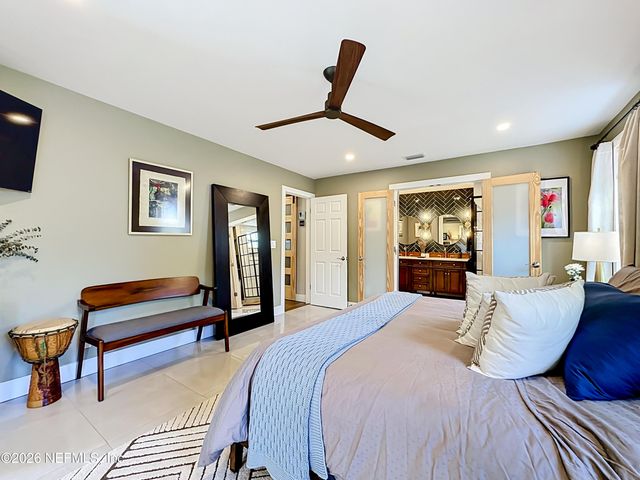 2025 DERRINGER Road, Jacksonville, FL 32225