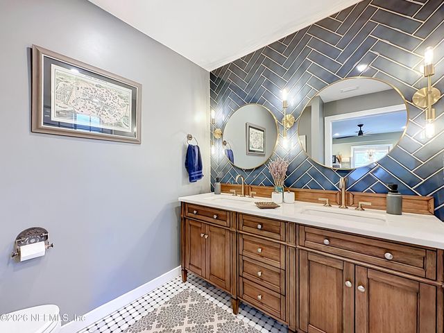 2025 DERRINGER Road, Jacksonville, FL 32225