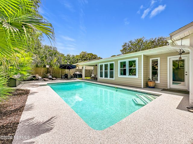 2025 DERRINGER Road, Jacksonville, FL 32225