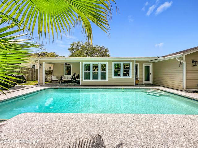 2025 DERRINGER Road, Jacksonville, FL 32225