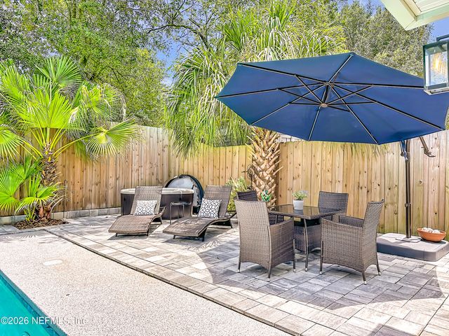 2025 DERRINGER Road, Jacksonville, FL 32225