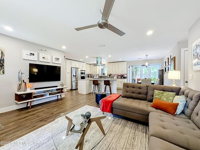 2025 DERRINGER Road, Jacksonville, FL 32225